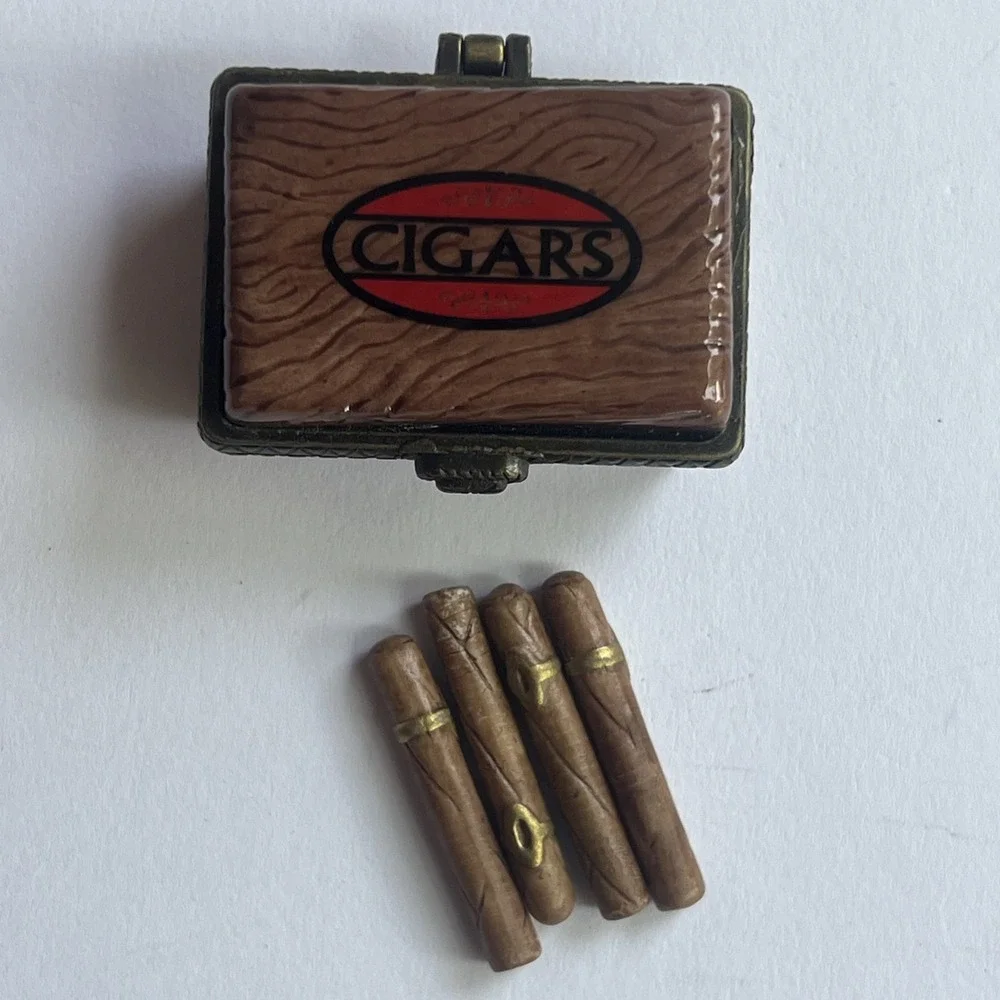 VTG Midwest Cannon Falls Porcelain Brass Cigar Box Trinket Box w/ Mini Cigars